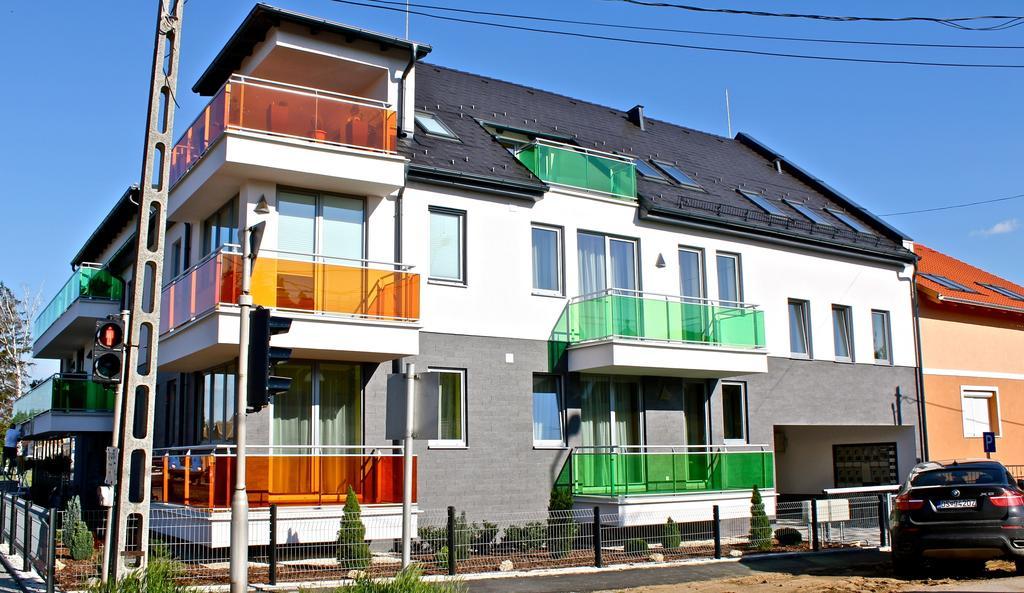Olive Apartman Шарвар Экстерьер фото